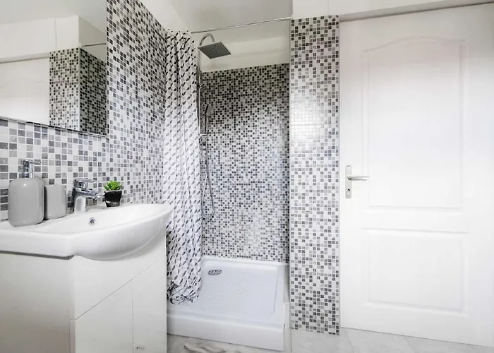 Cherry By Interhome *